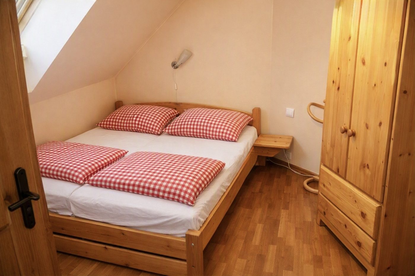 Pokoj 4 – dvoulůžkový, podkroví